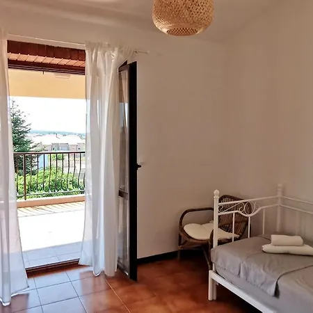 Sunny Home With Open View Terrace Apartment